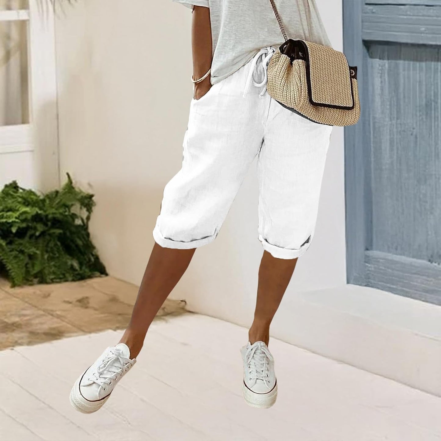 FONDBERYL Womens Cotton Linen Shorts Knee Length Drawstring Elastic Waist Summer Casual Gym Going Out Shorts with Pockets